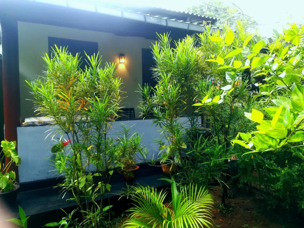 Lakmal Homestay ,10 Minutes To Sigiriya Rock Bagian luar foto